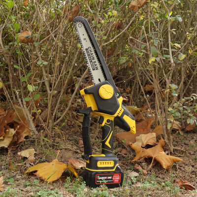 6-inch Lithium Rechargeable Chainsaw Household Mini Titanium Alloy Manganese Steel Wood Cutting Tool